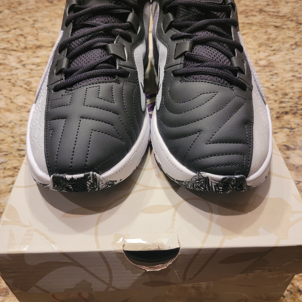 Nike Zoom Freak 5 Men New Size 10.5 - Picture 3 of 6